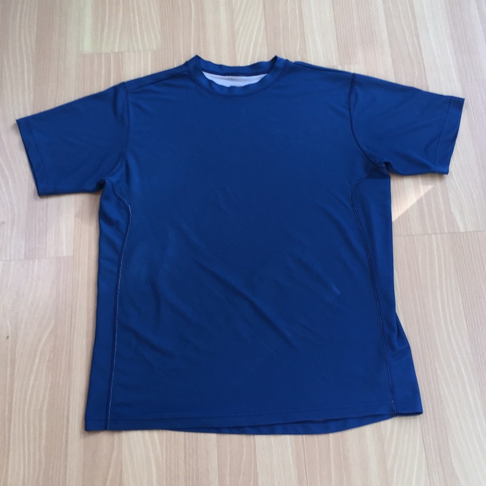 Columbia workout shirt